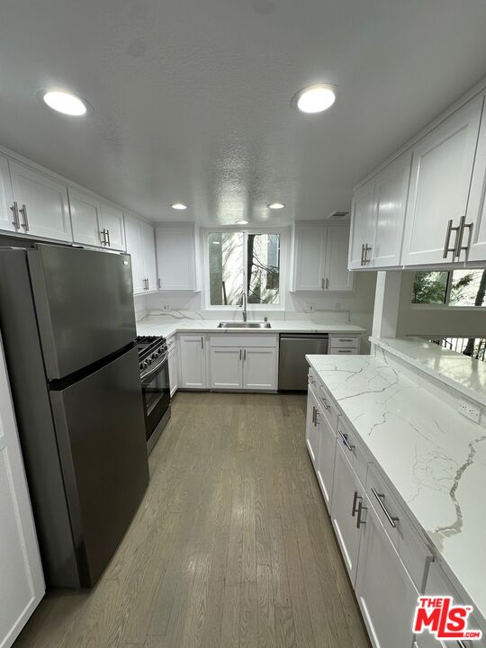 10315 Missouri Ave Unit: 102