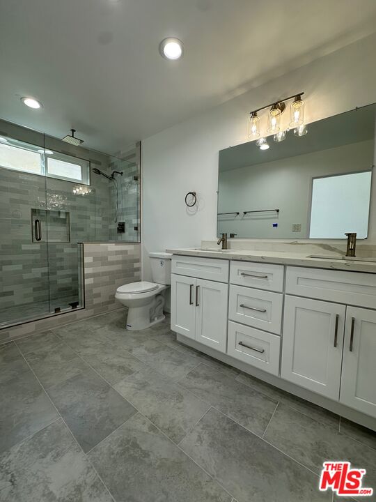 10315 Missouri Ave Unit: 102