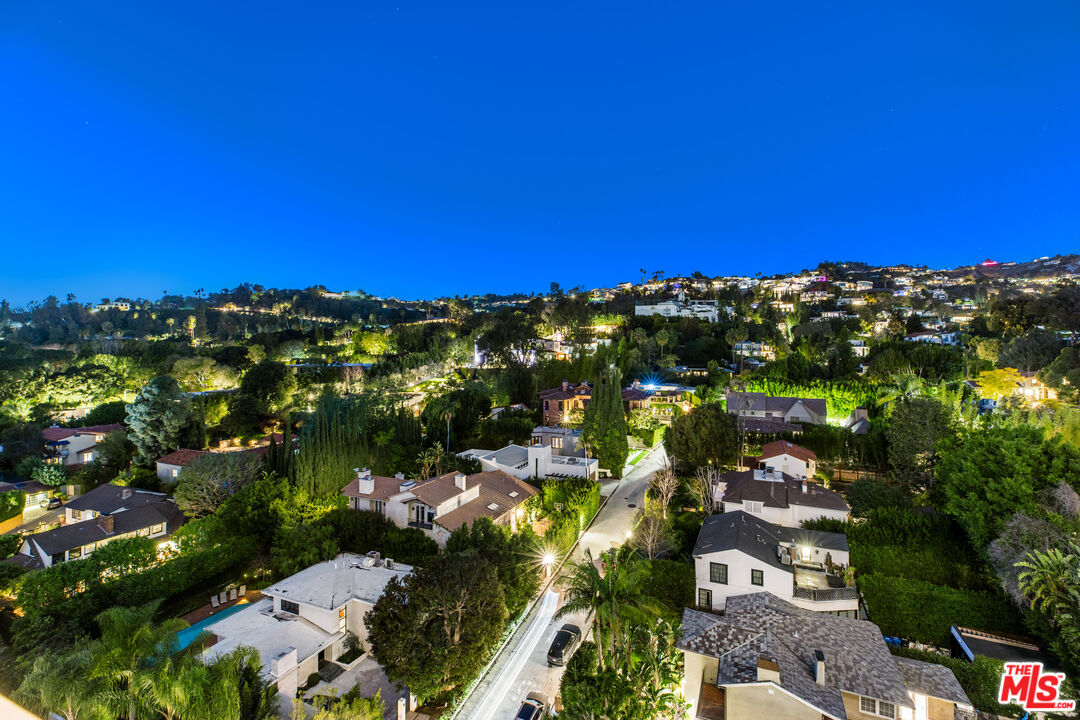 9255 Doheny Rd Unit: 1101