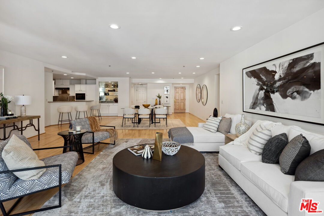10724 Wilshire Blvd Unit: 1005
