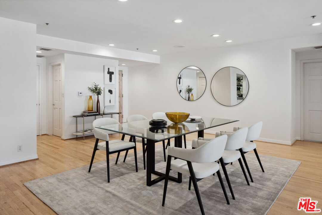 10724 Wilshire Blvd Unit: 1005