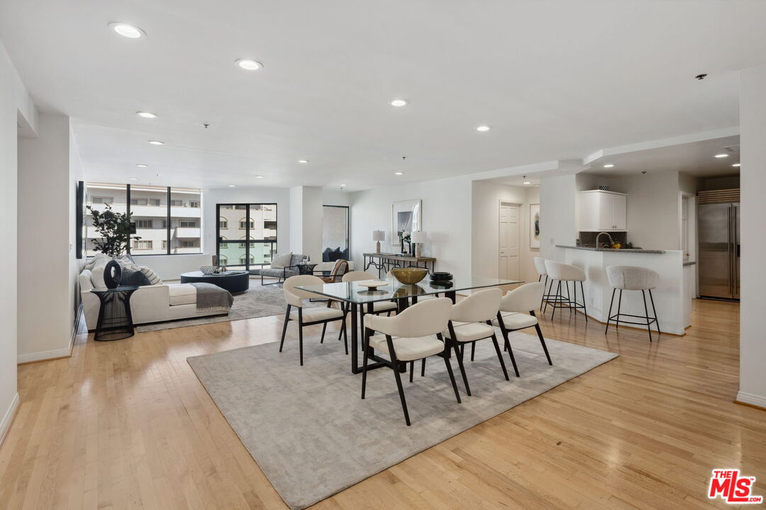 10724 Wilshire Blvd Unit: 1005