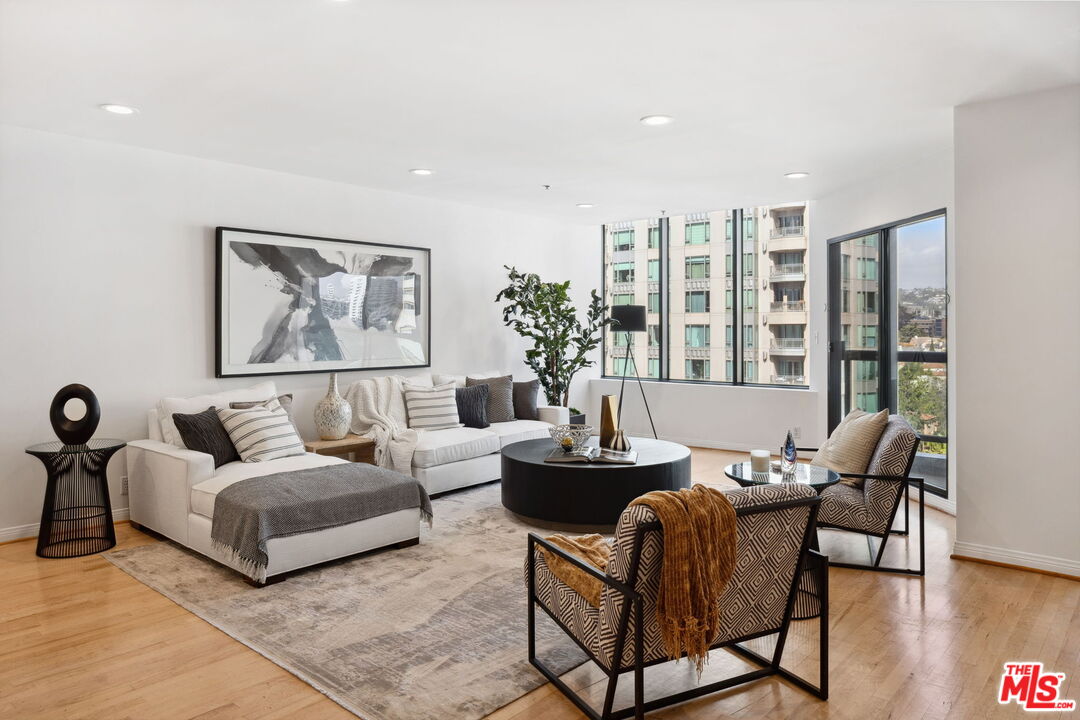 10724 Wilshire Blvd Unit: 1005