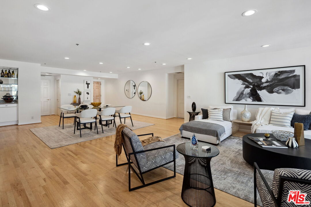 10724 Wilshire Blvd Unit: 1005