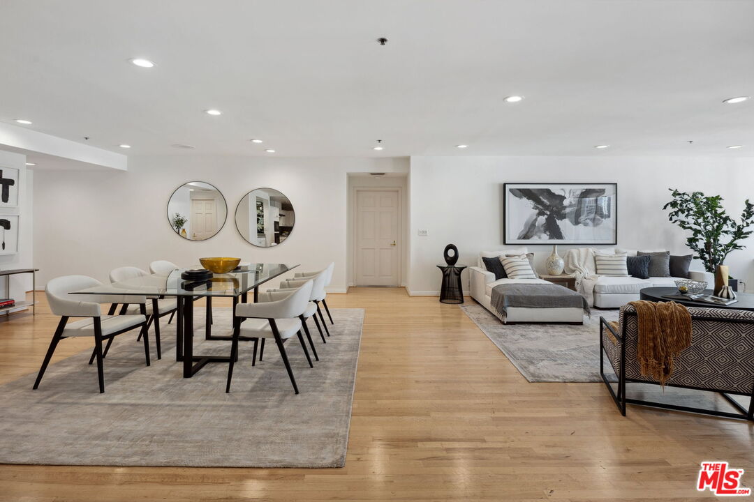 10724 Wilshire Blvd Unit: 1005