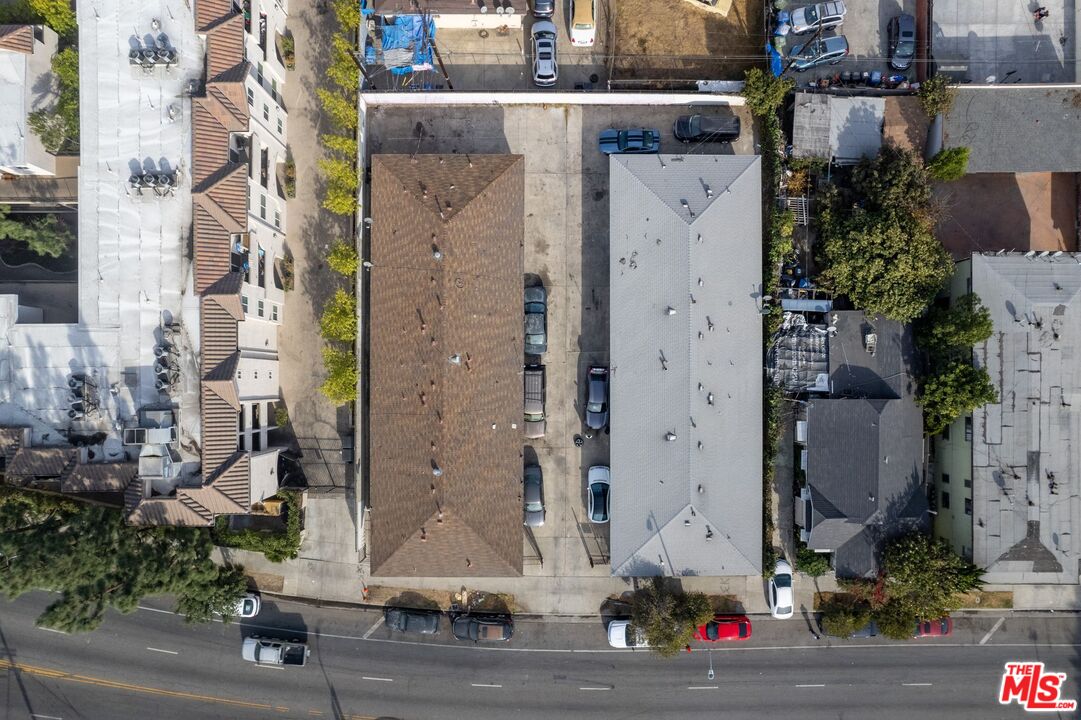 931 W Gage Ave