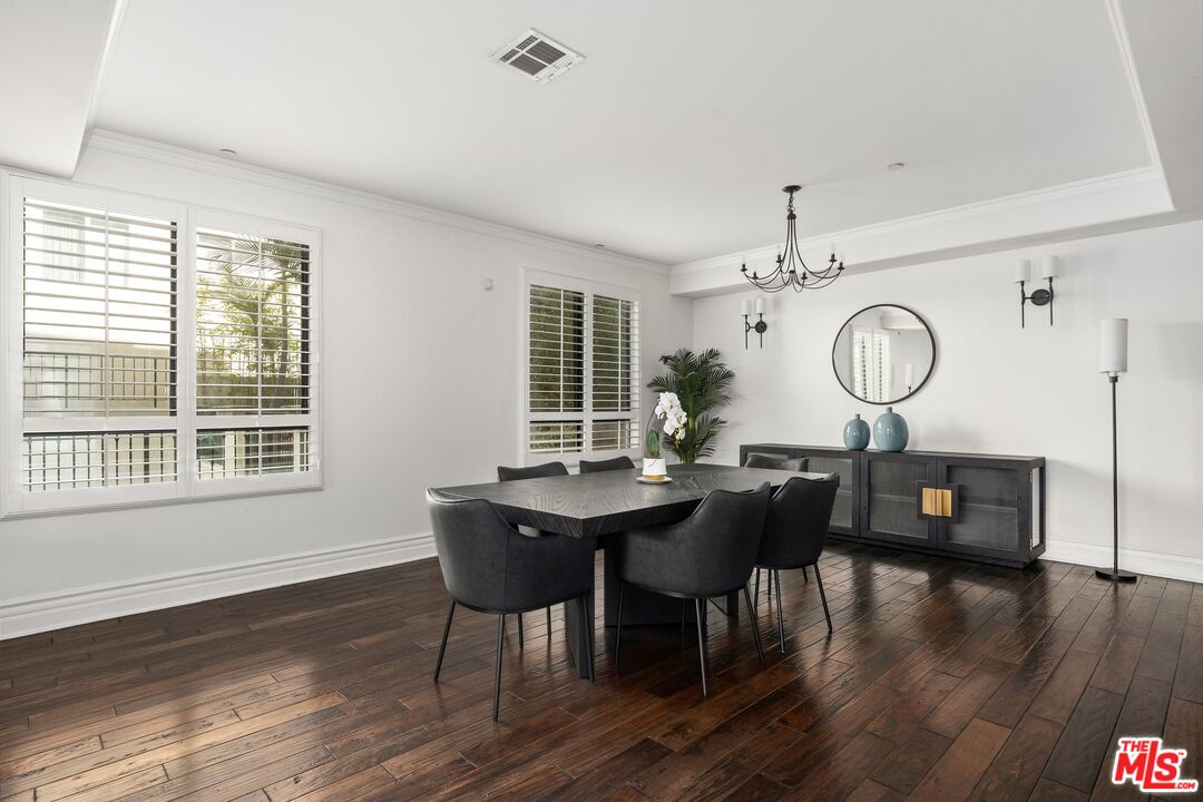 1530 Camden Ave Unit: 105