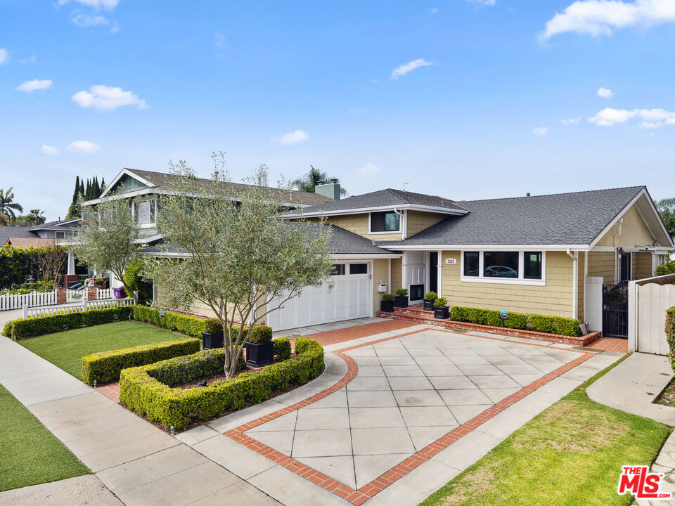 3121 Val Verde Ave