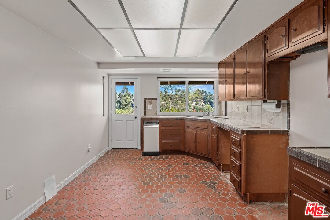 2654 Basil Ln