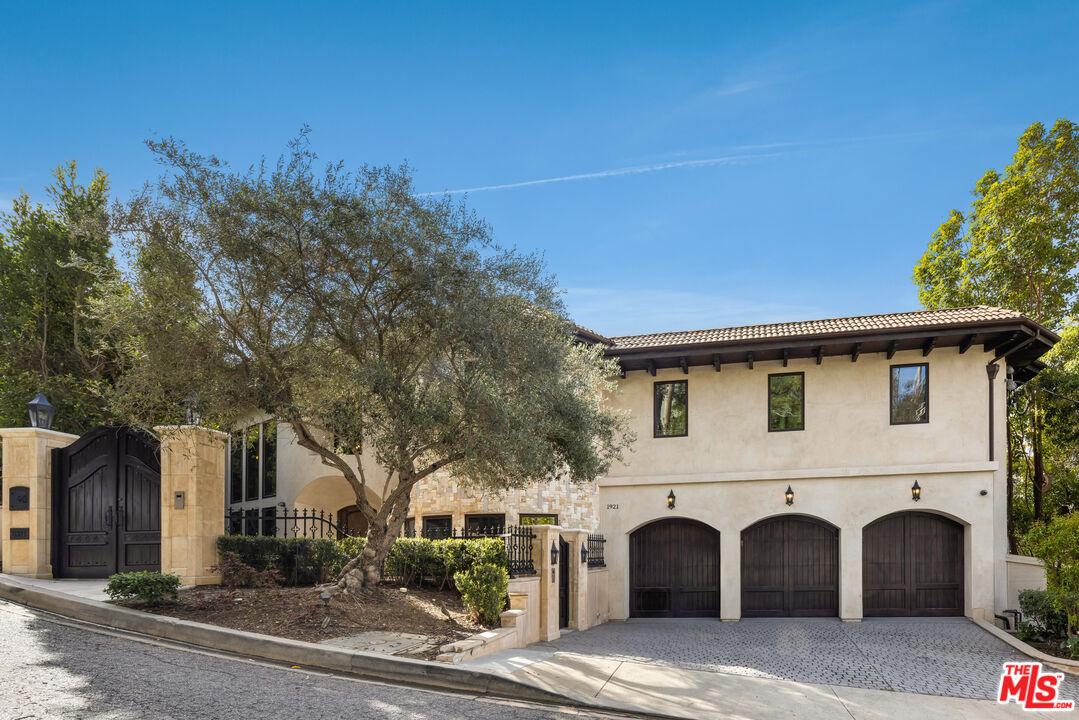 1921 Bel Air Rd