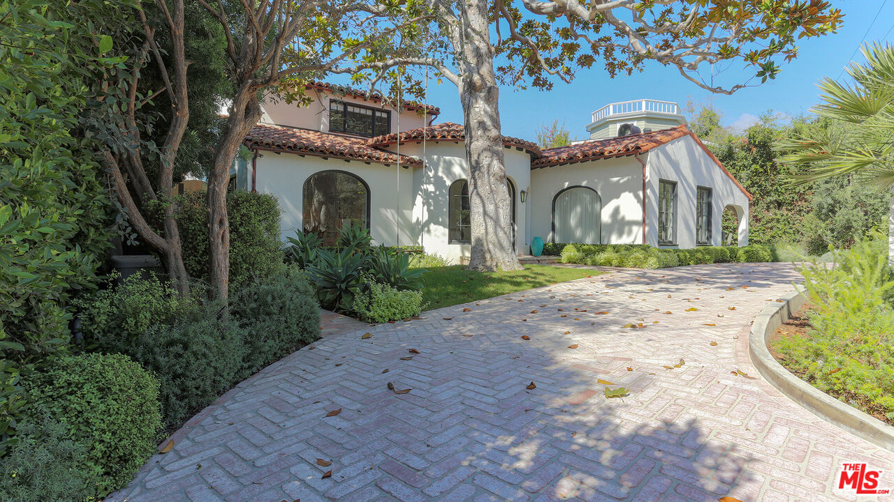 317 Mesa Rd