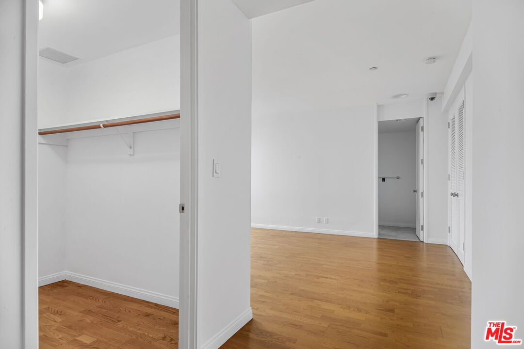 10350 Wilshire Blvd Unit: 801