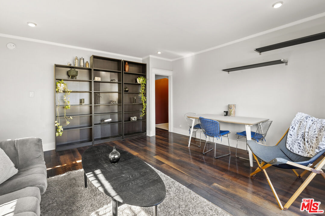 2014 Whitley Ave Unit: 3