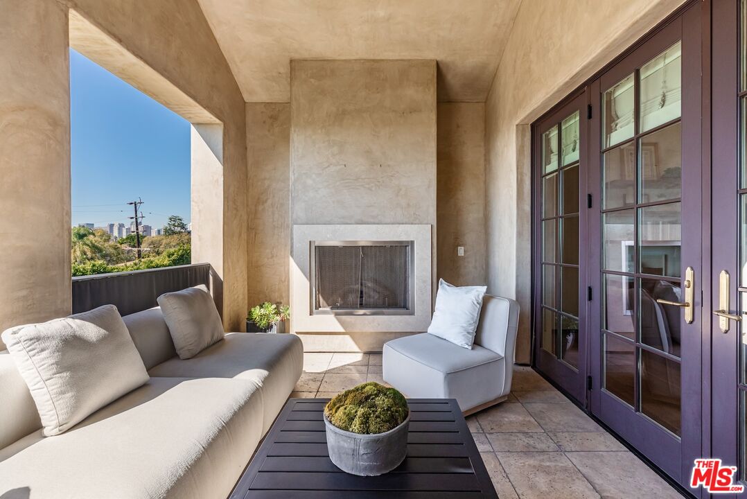 10210 Century Woods Dr