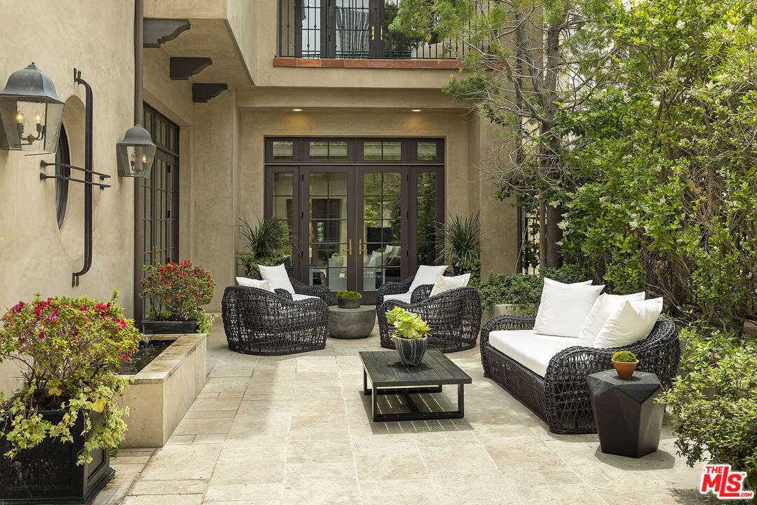 10210 Century Woods Dr