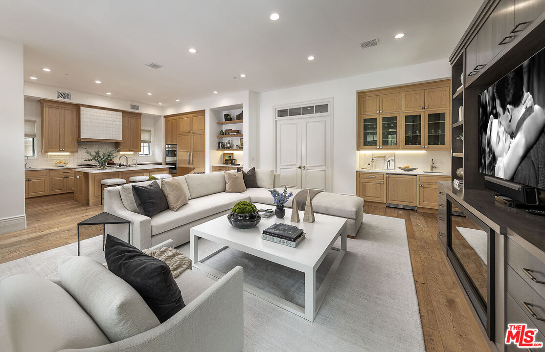 10210 Century Woods Dr