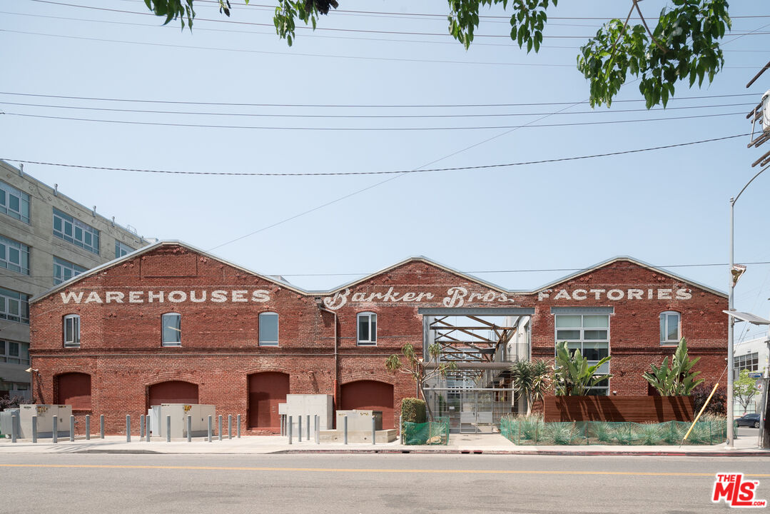 530 S Hewitt St Unit: 443