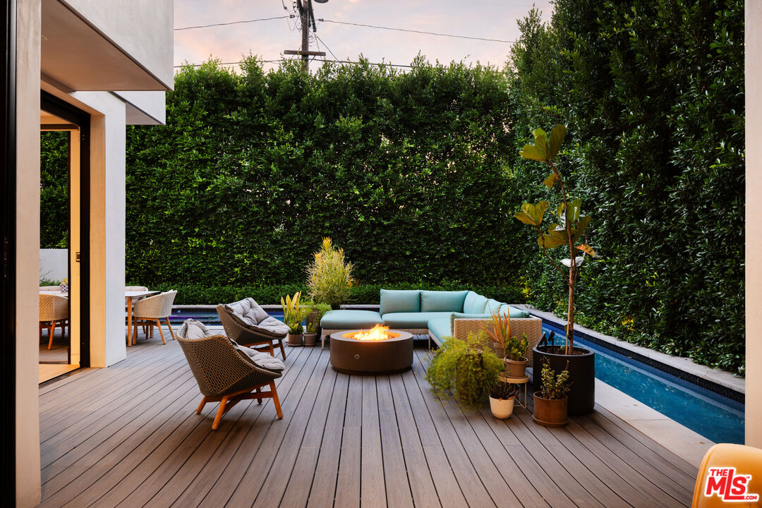 105 S Laurel Ave