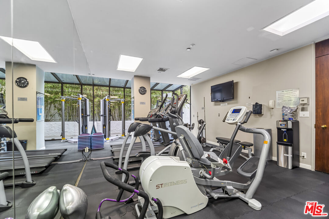 10350 Wilshire Blvd Unit: 801
