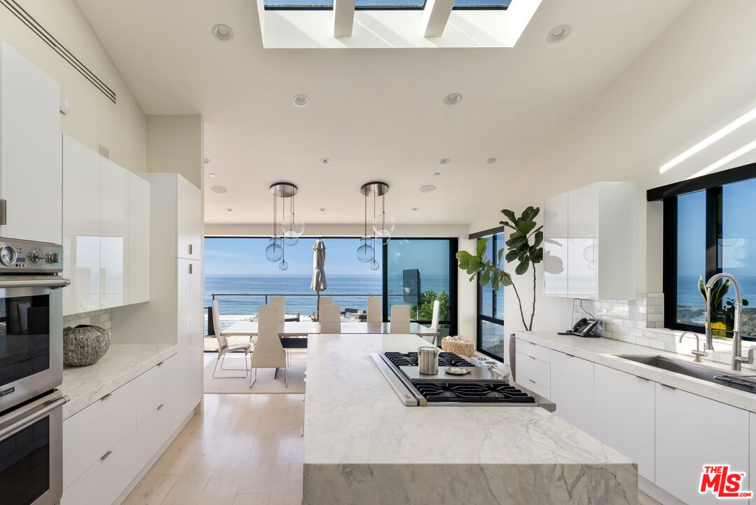31504 Victoria Point Rd