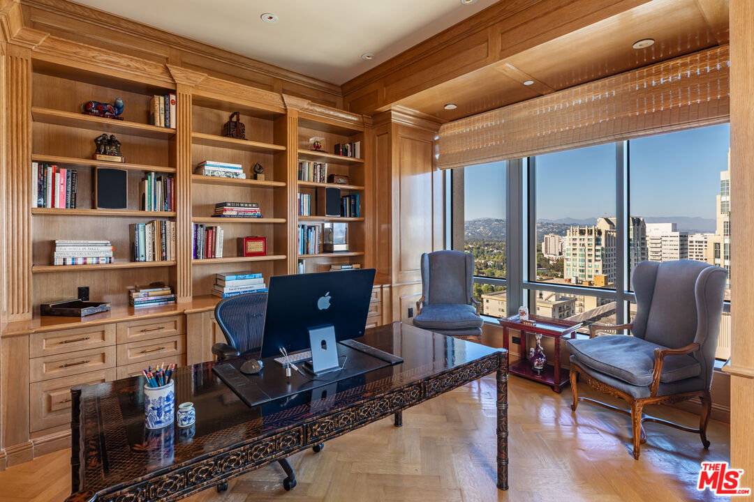 10800 Wilshire Blvd Unit: PH 2202