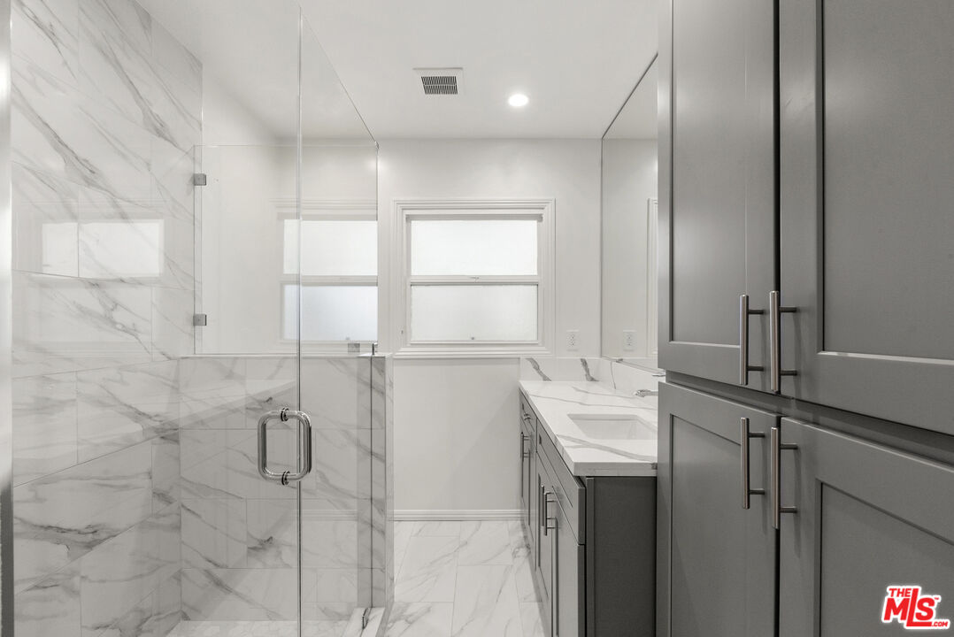 1235 N Harper Ave Unit: 24