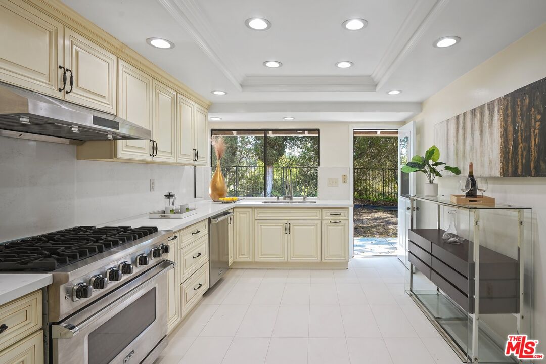 2644 Basil Ln