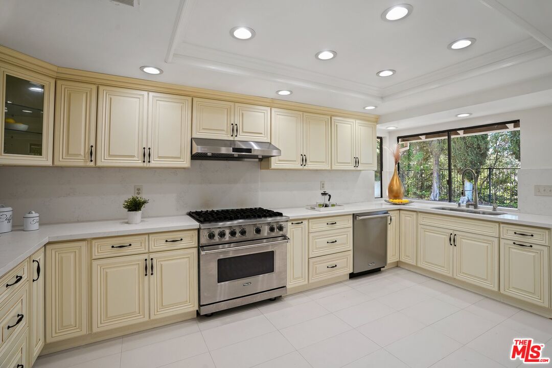 2644 Basil Ln