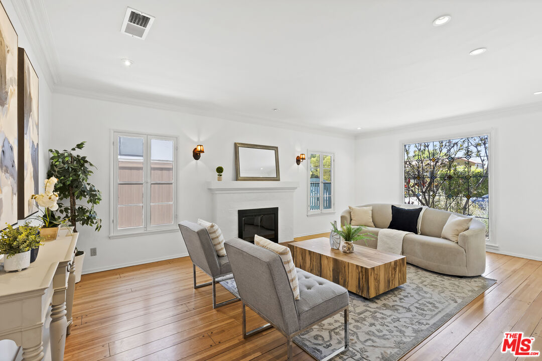 1335 S Sierra Bonita Ave