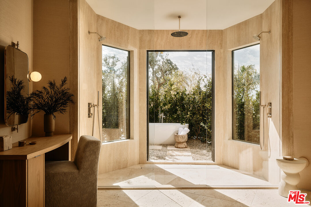 1705 Carla Ridge