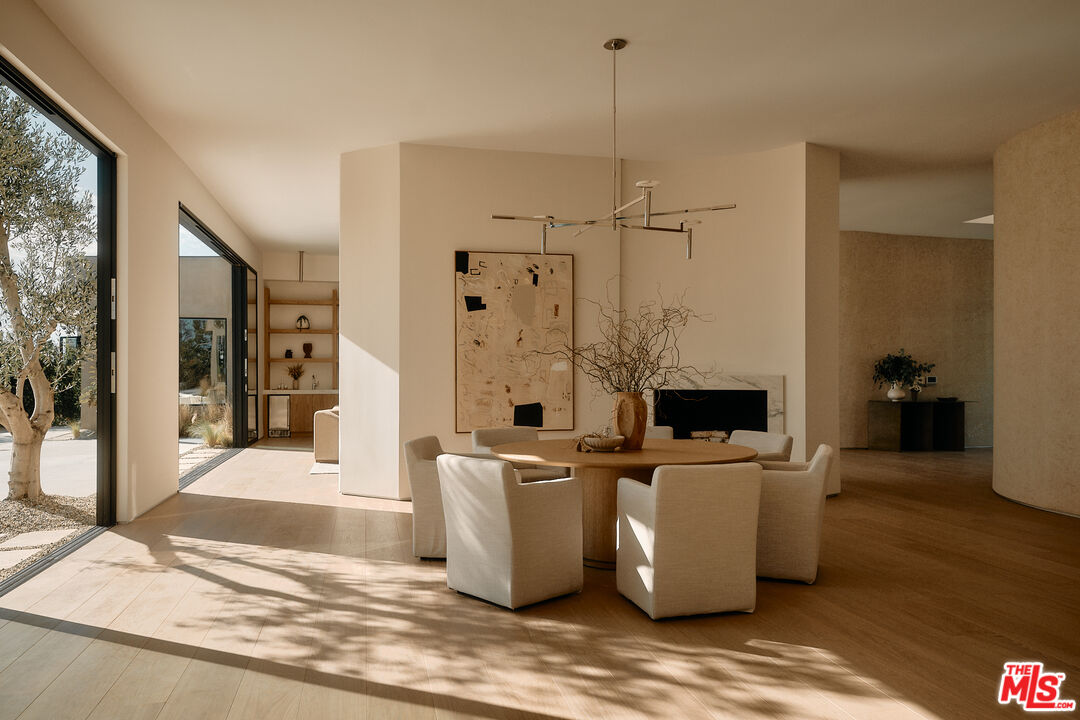 1705 Carla Ridge