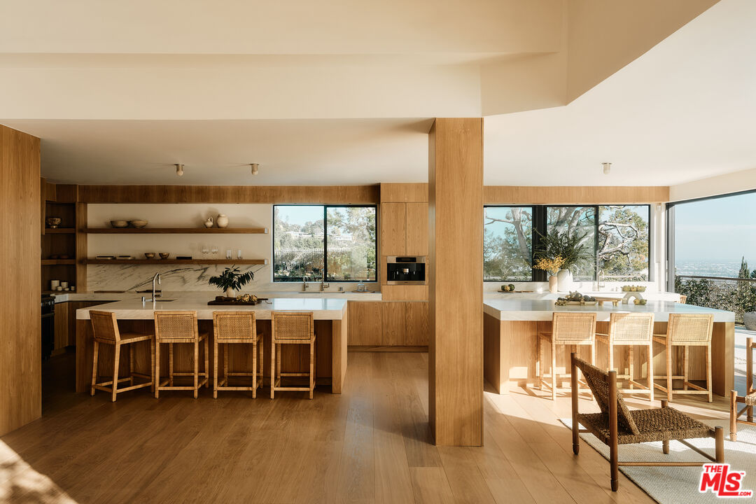 1705 Carla Ridge