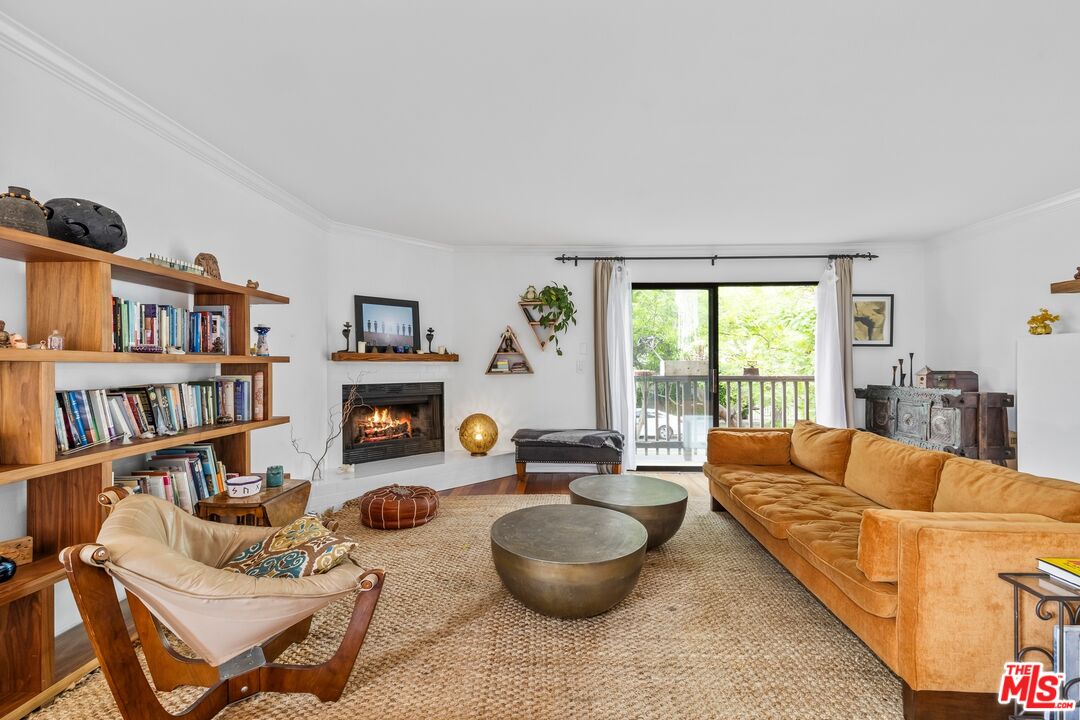 2412 Ocean Ave Unit: 4