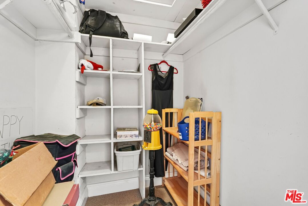 1013 16th St Unit: 101