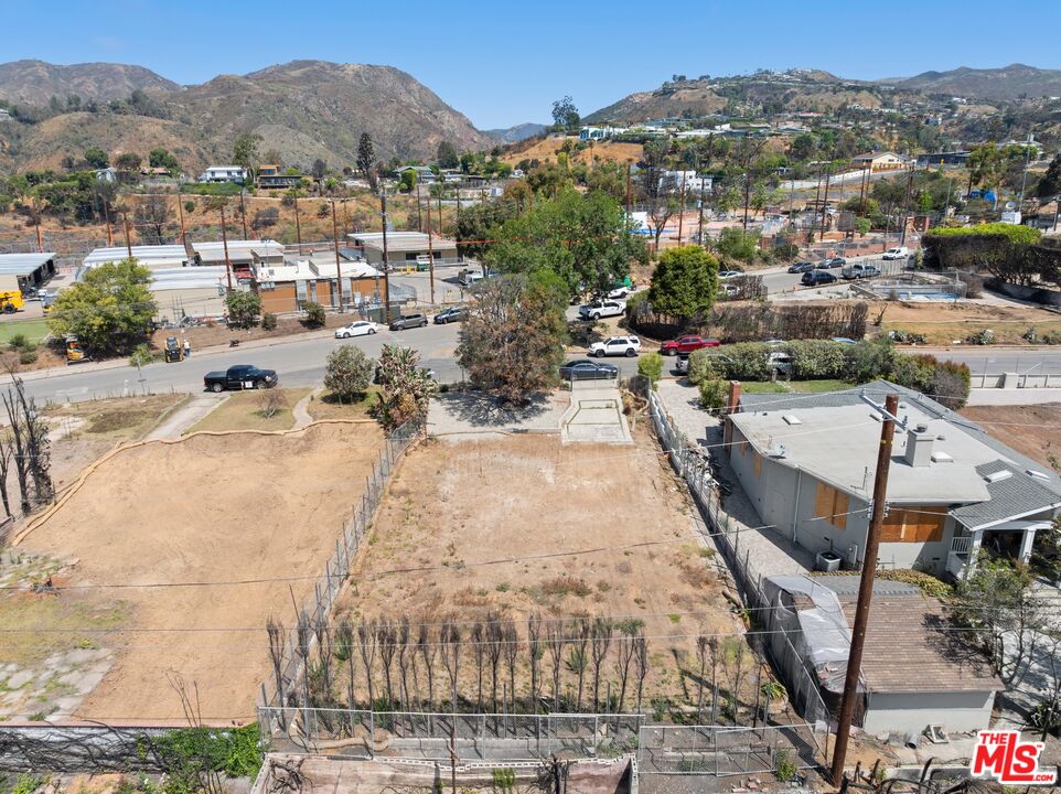 16856 Edgar St