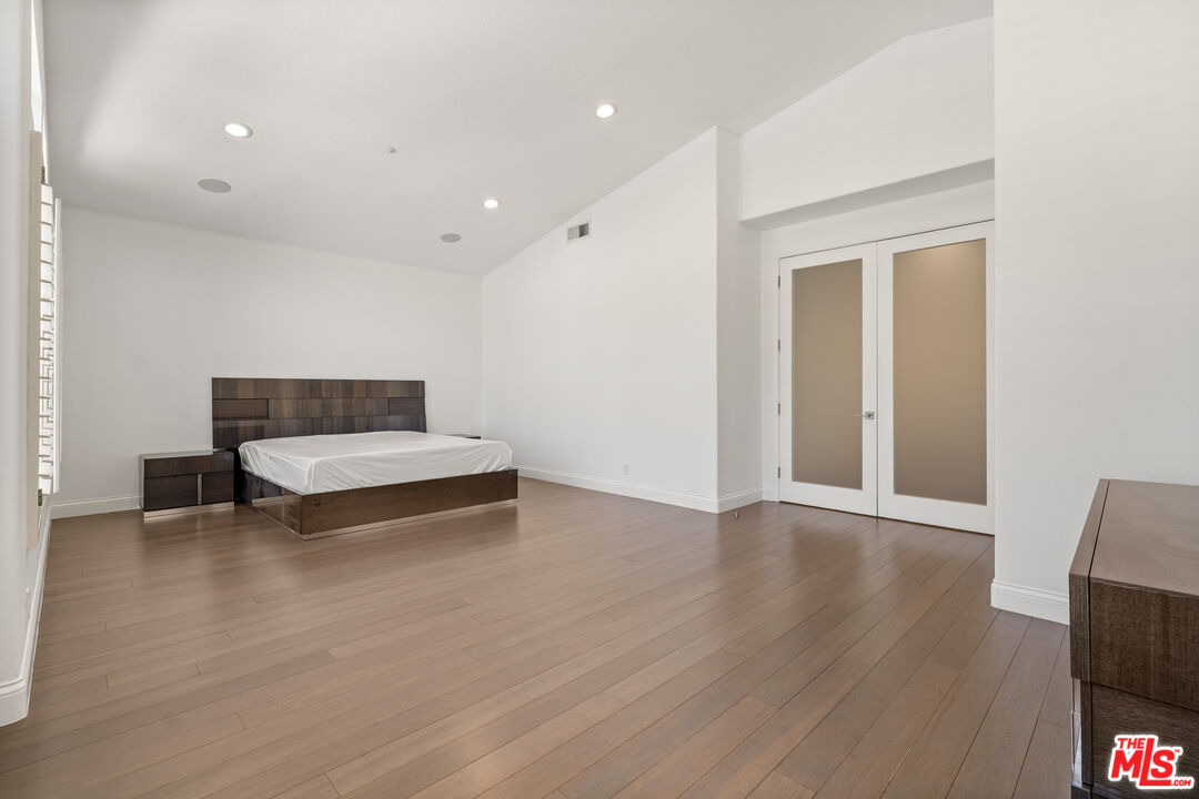 18419 Saint Moritz Dr