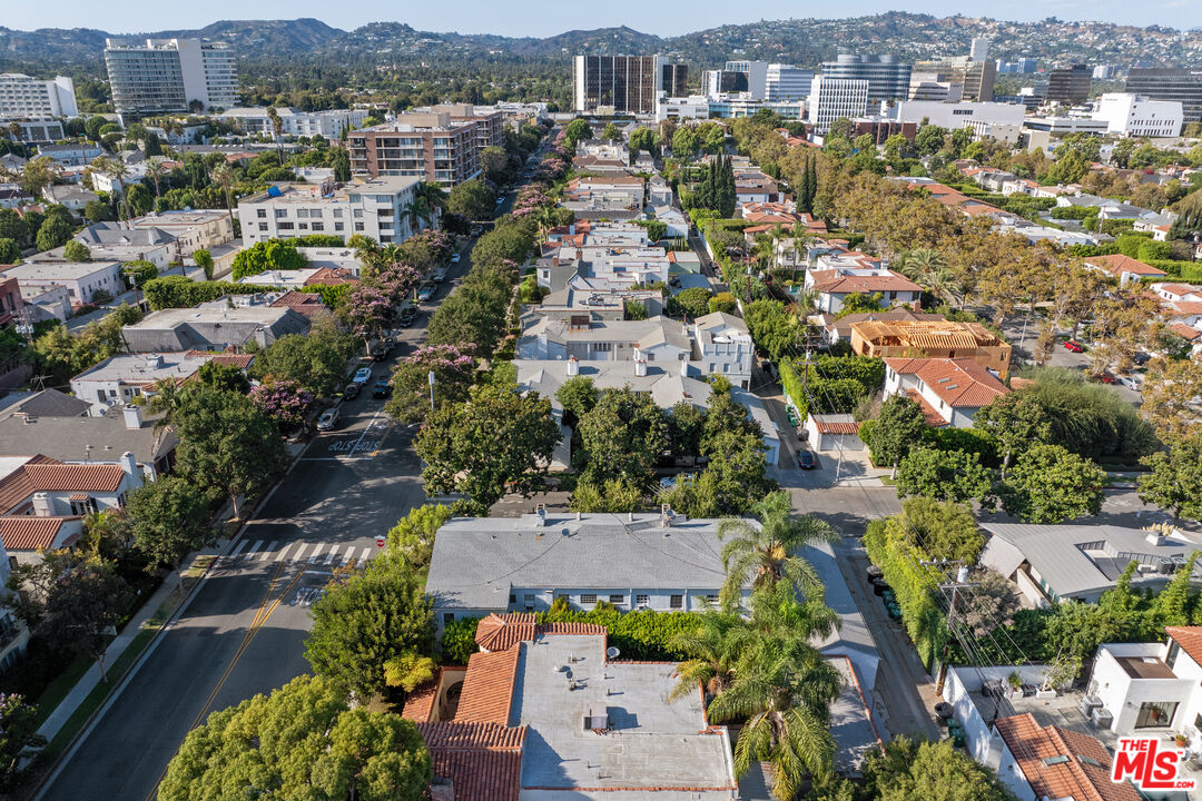 9762 Gregory Way