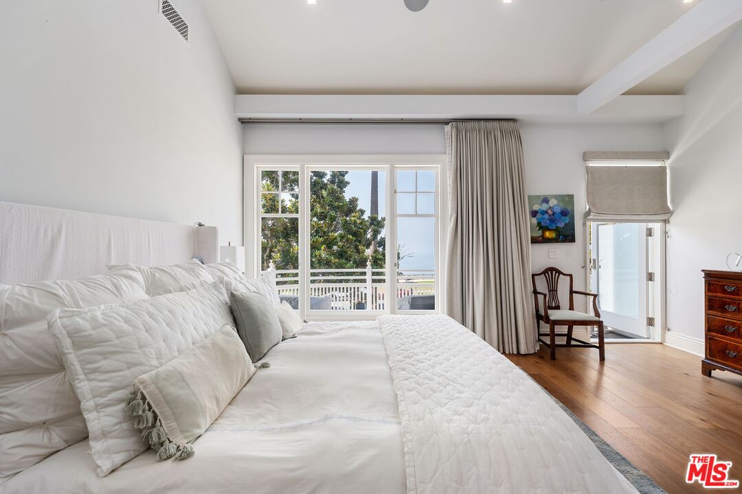 401 Ocean Ave Unit: 2