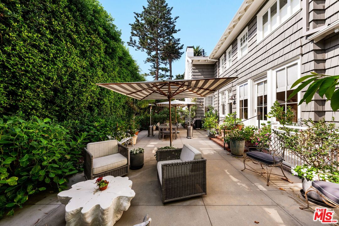 401 Ocean Ave Unit: 2