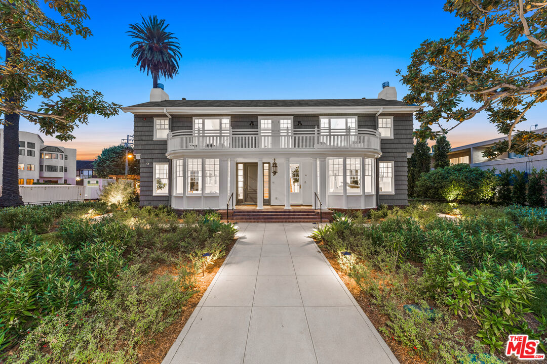 401 Ocean Ave Unit: 2