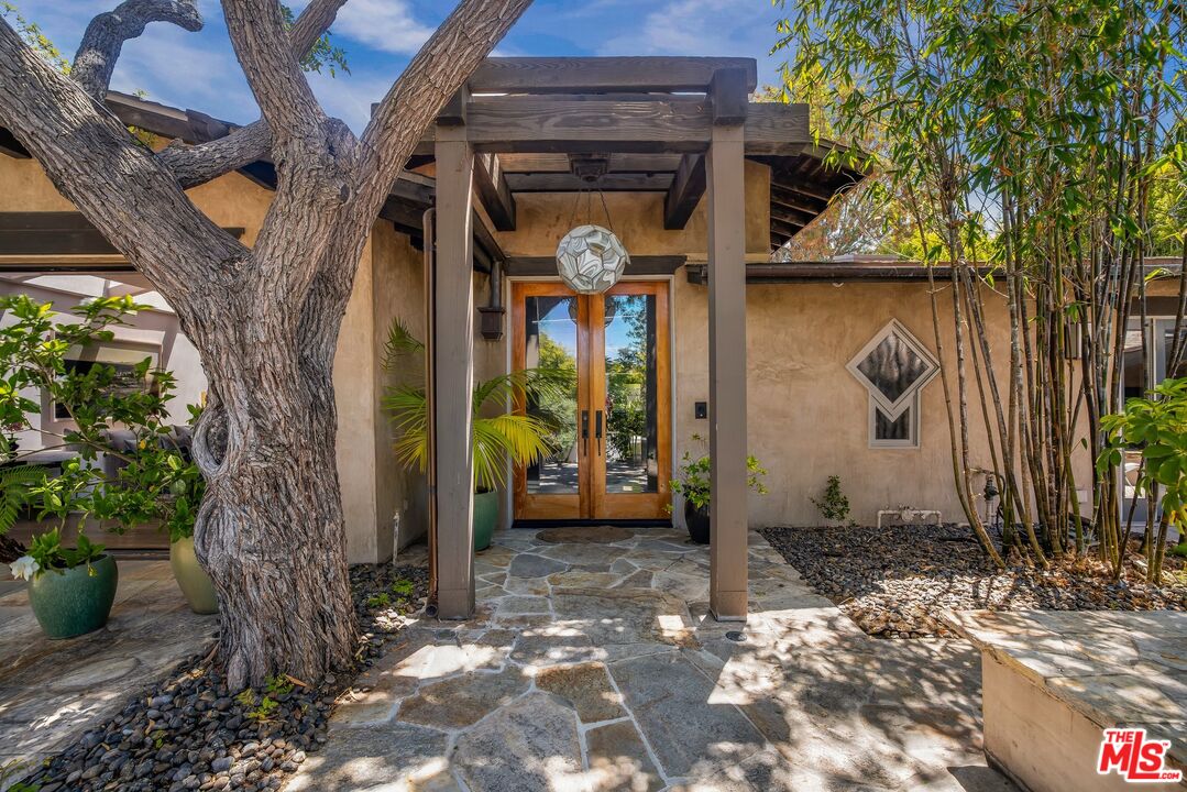 1424 Oriole Dr