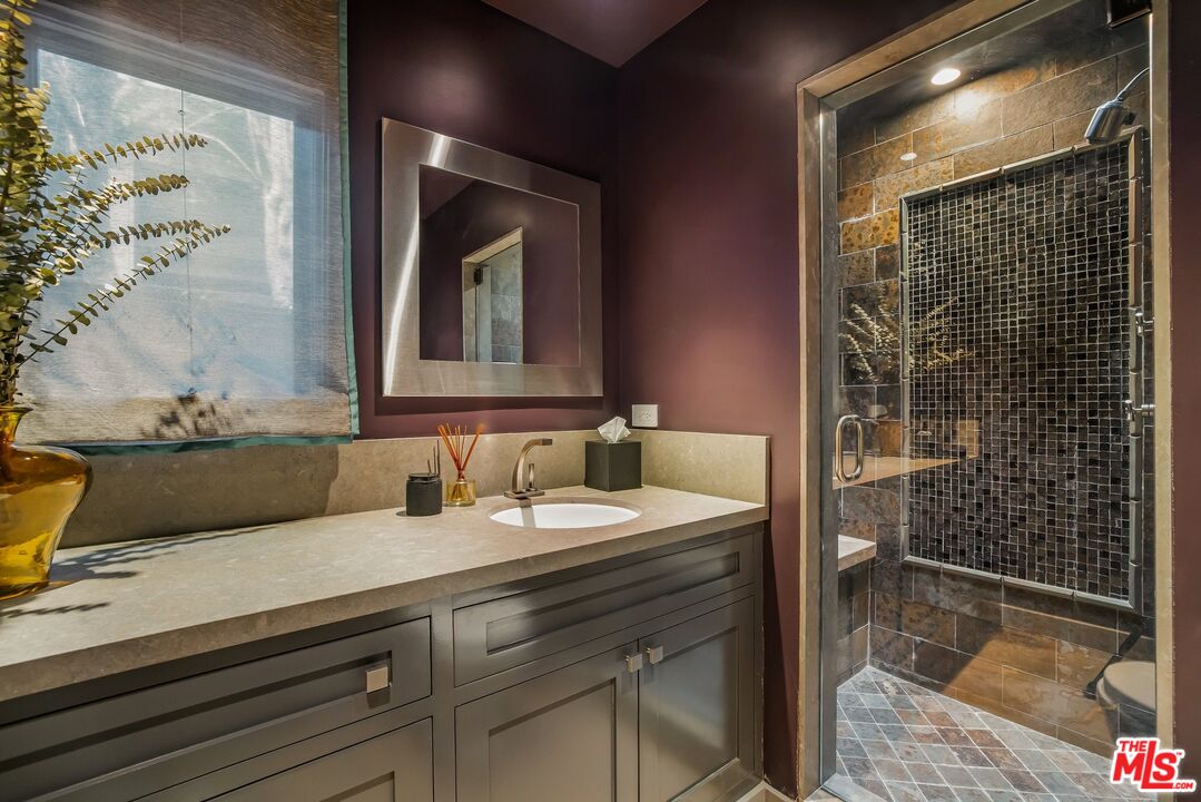 1424 Oriole Dr