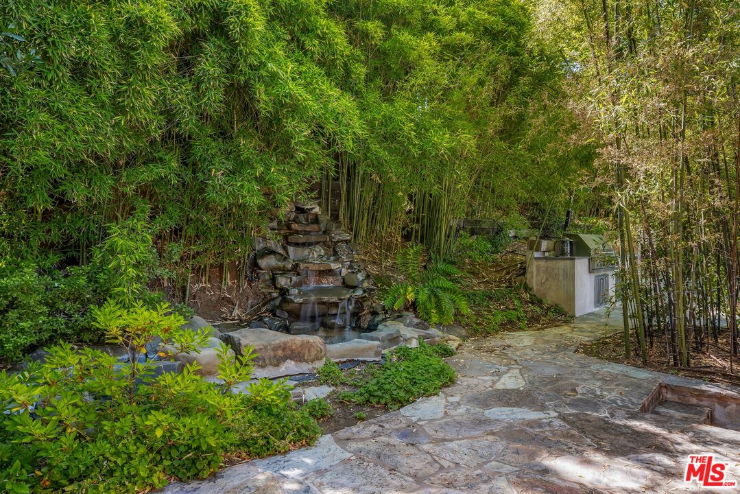 1424 Oriole Dr