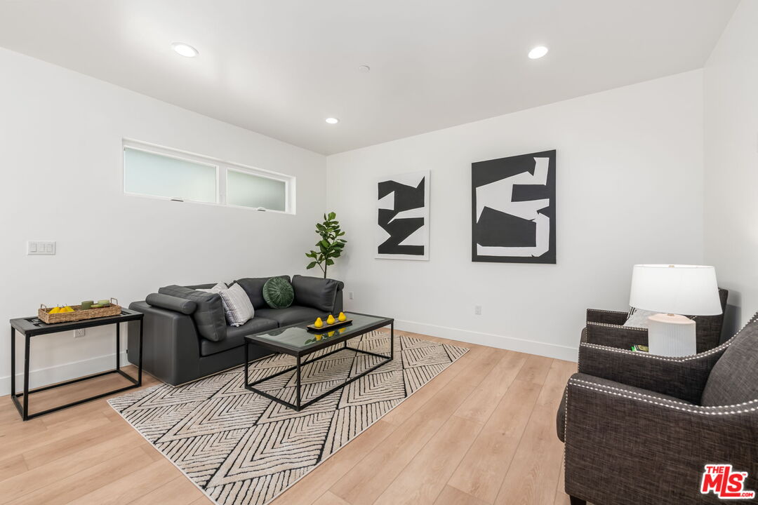 3643 Helms Ave Unit: A