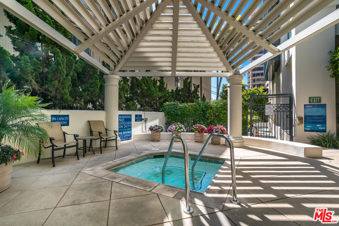 10724 Wilshire Blvd Unit: 1005