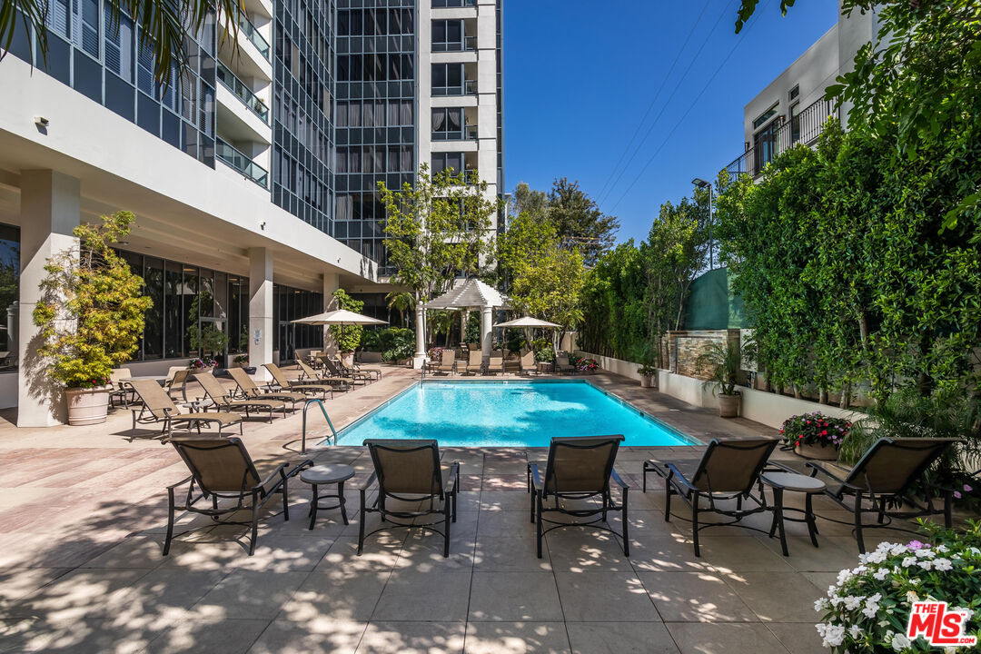 10724 Wilshire Blvd Unit: 1005