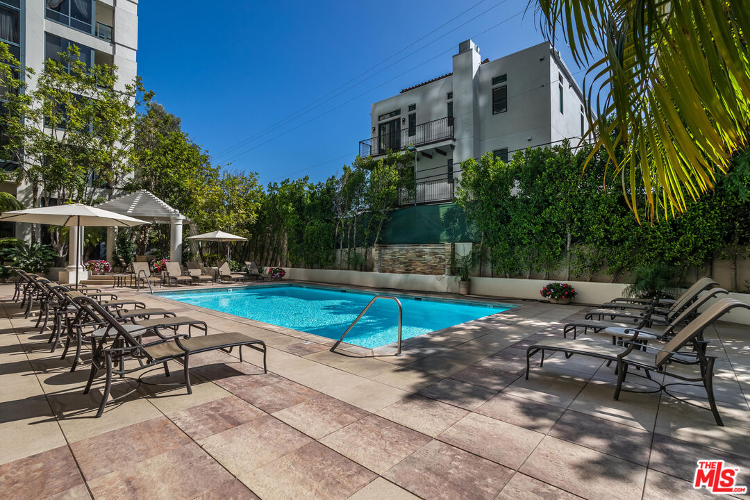 10724 Wilshire Blvd Unit: 1005