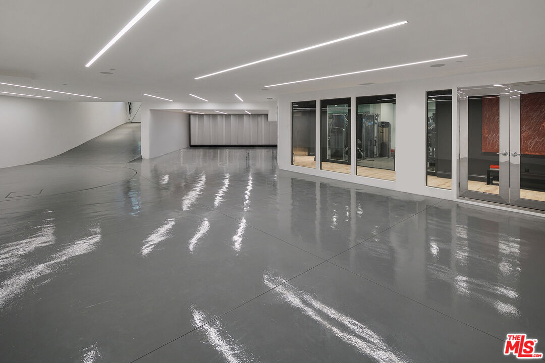 9520 Hidden Valley Rd