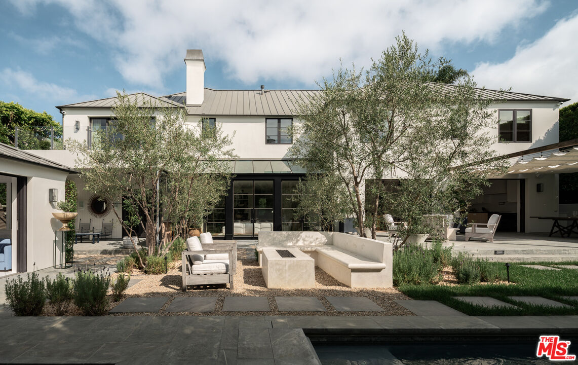 14952 Alva Dr