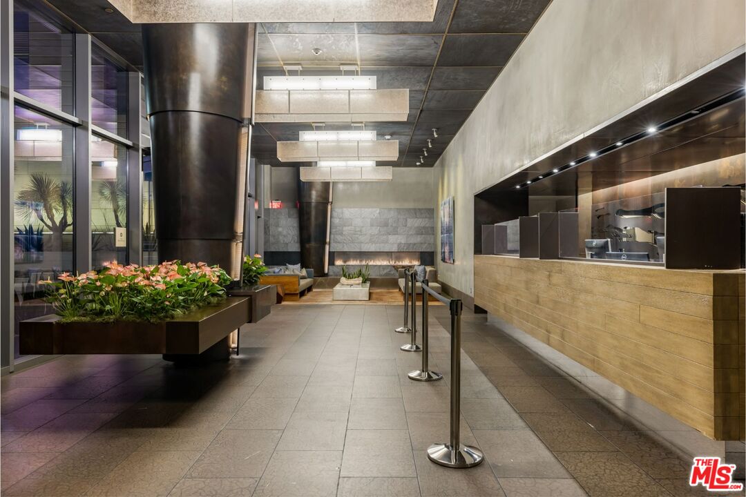 1755 Ocean Ave Unit: 305